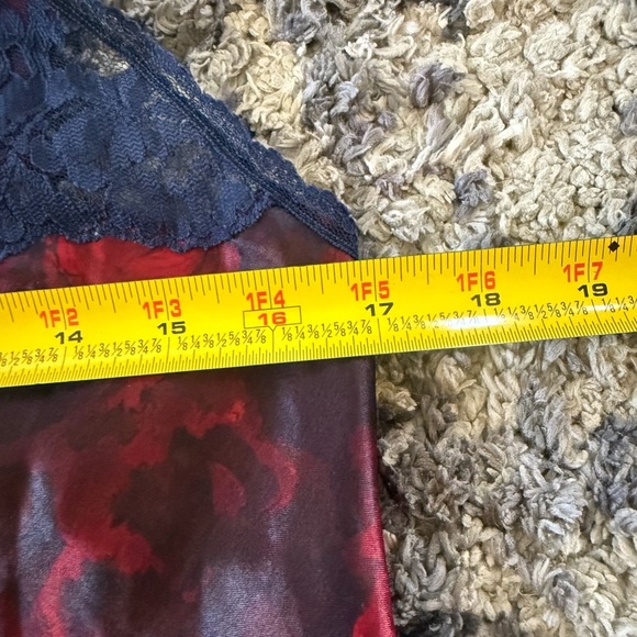 Vanity Fair Red & Blue Satin Chemise – Size M - Picture 4 of 5